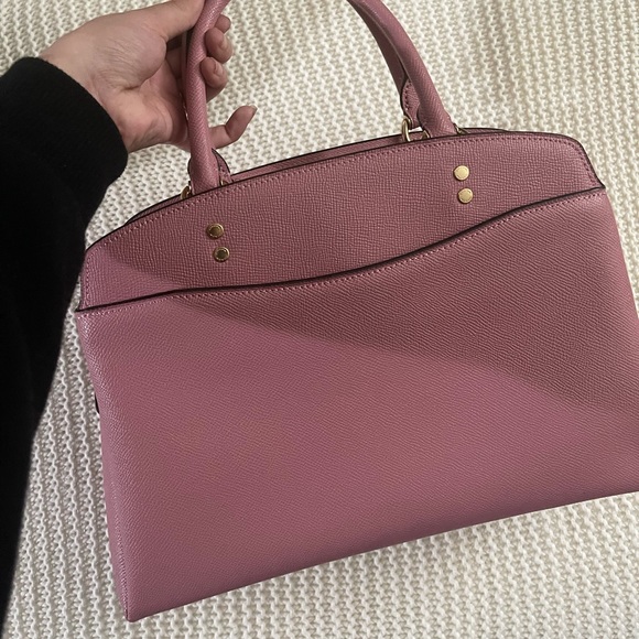 Brand New Coach Lillie Carryall - Picture 2 of 16